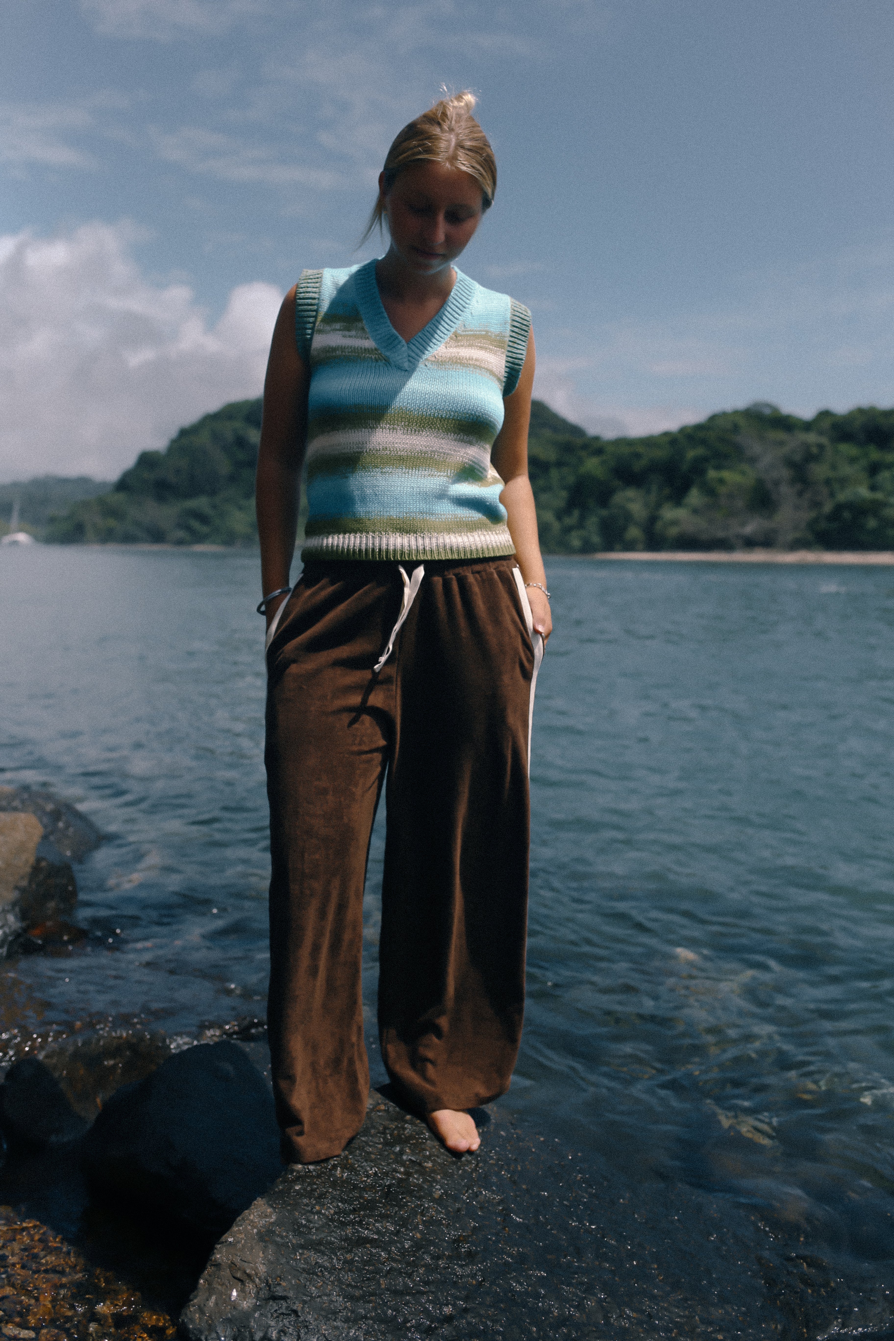 Ocean Knit Vest - Mount Longboards