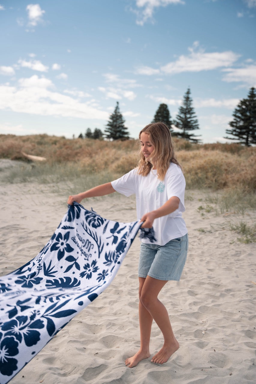 Oversized Beach Blanket - Mount Longboards