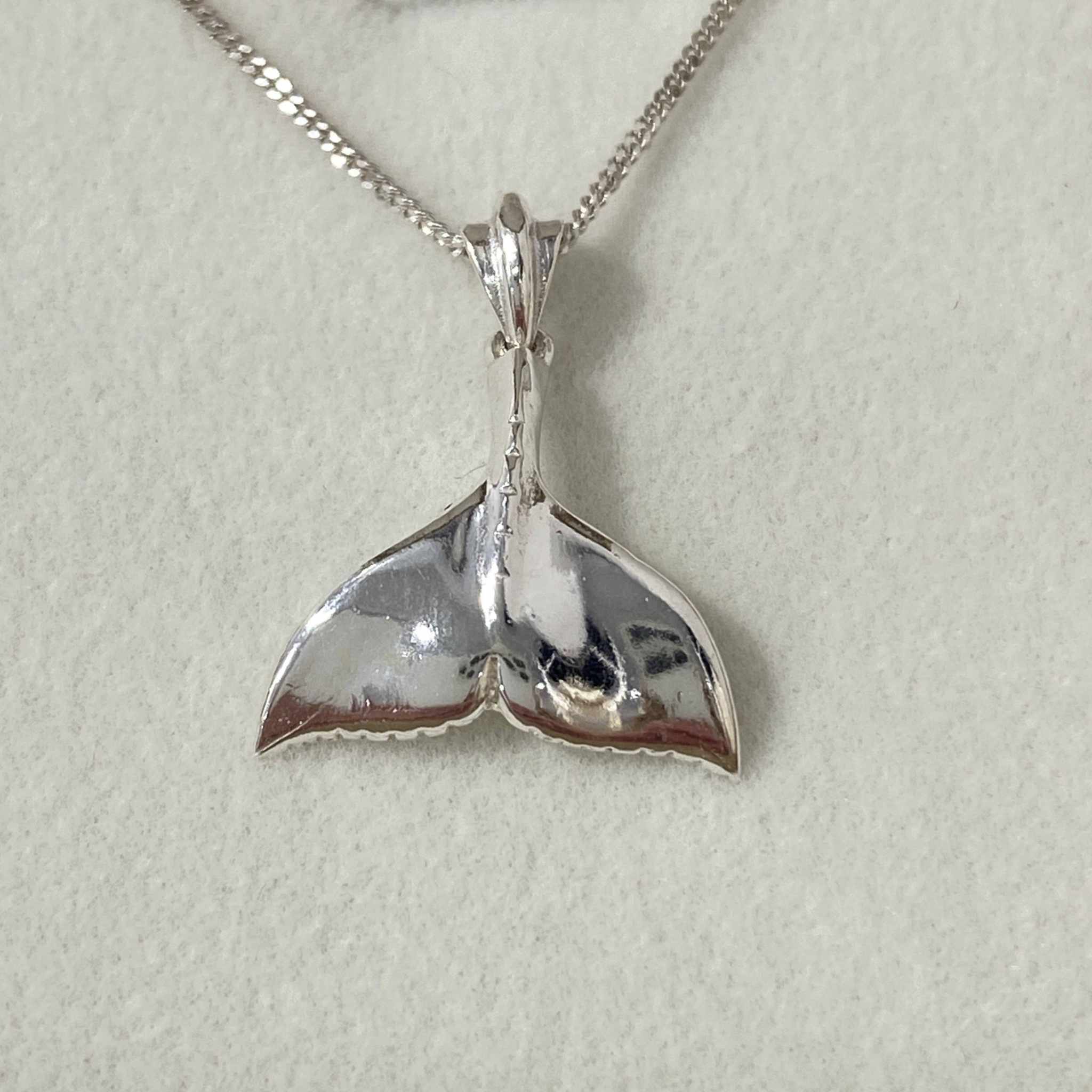 Hawaiian Whale Tail Pendant - Mount Longboards
