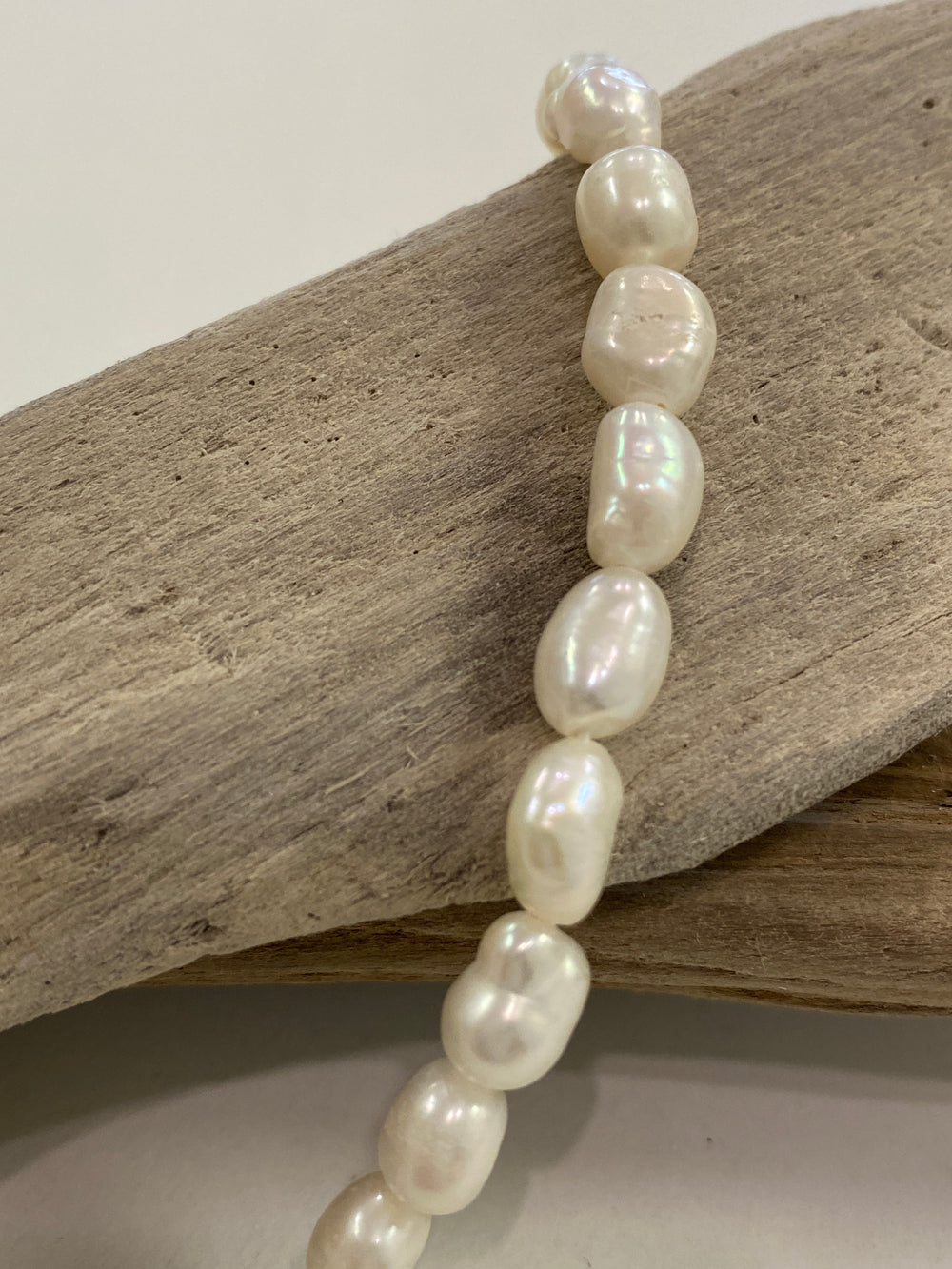 Pacifica Pearl necklace - Mount Longboards