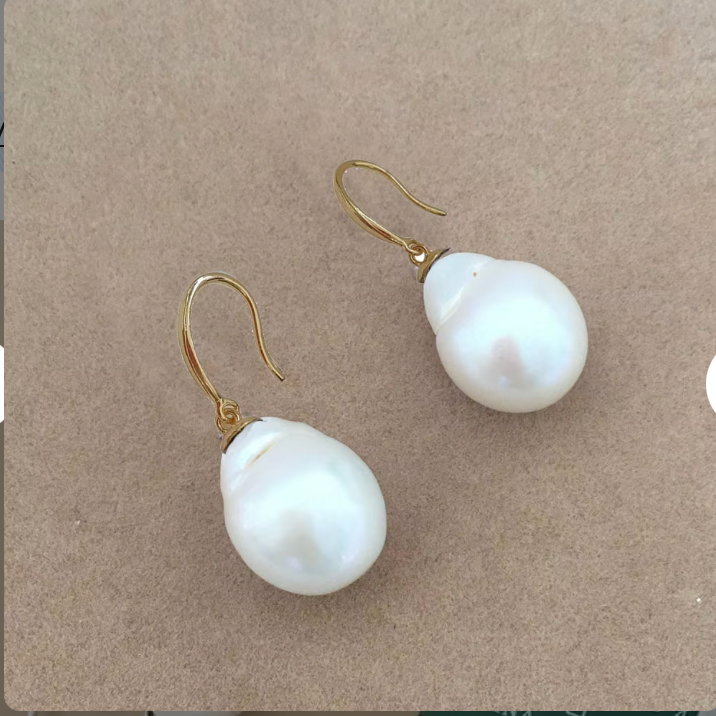 Omanui  Pearl Earrings