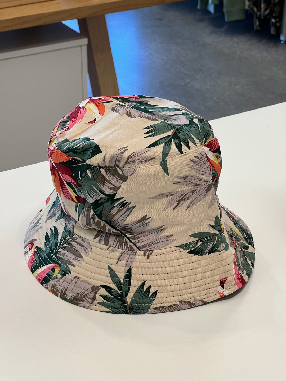 Tropical Cream Hawaiian Bucket Hat - Mount Longboards 